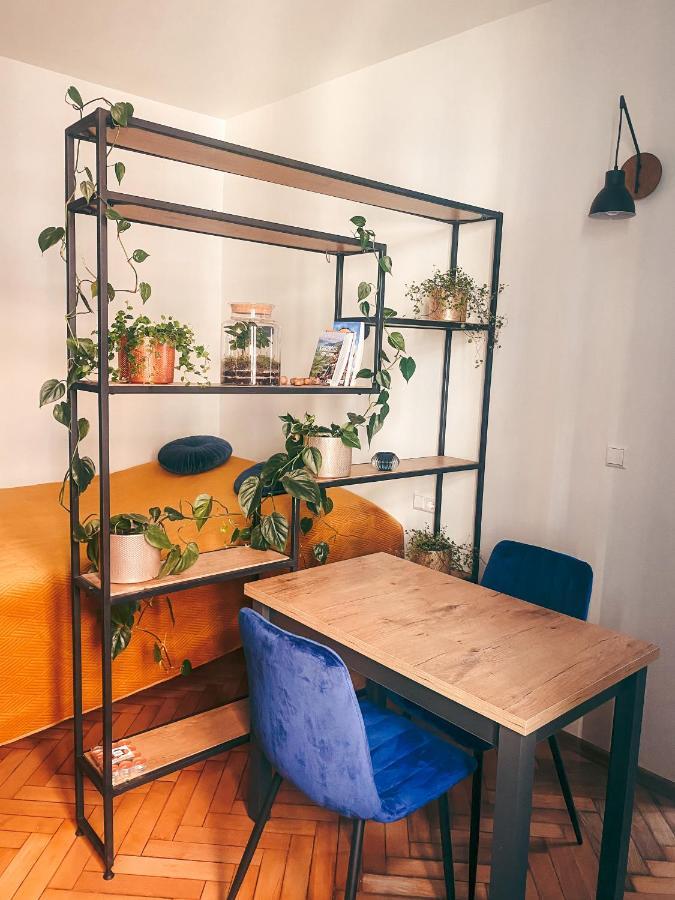 ילנייה גורה Flowerloft מראה חיצוני תמונה